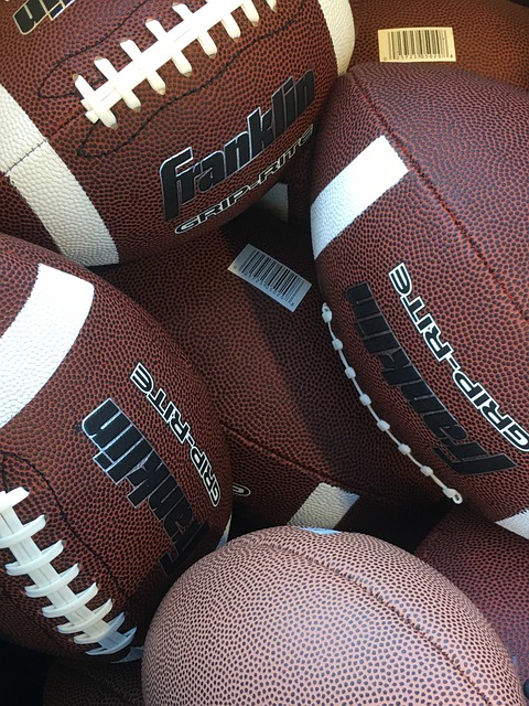 通过与高校 通过与高校